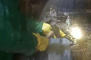 南宁消防水池堵漏施工视频