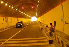 南宁高速公路隧道堵漏